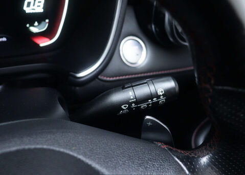 MG HS 1.5 MG HS Exclusive Semi-Auto 5dr 38