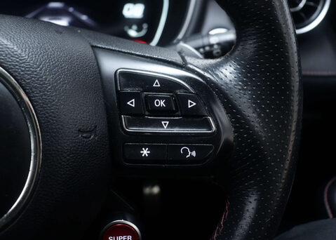 MG HS 1.5 MG HS Exclusive Semi-Auto 5dr 35