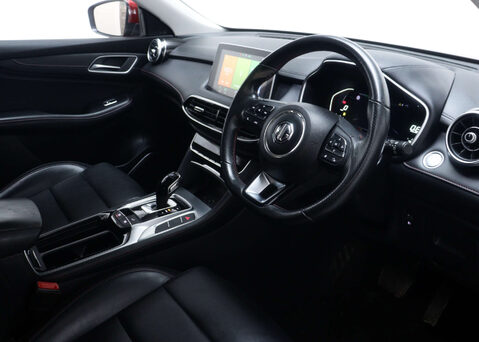 MG HS 1.5 MG HS Excite Semi-Auto 5dr 33