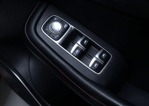 MG HS 1.5 MG HS Excite Semi-Auto 5dr 32