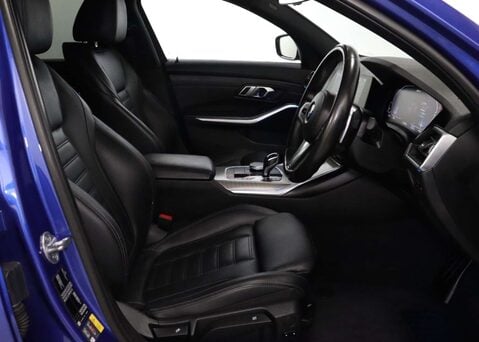 BMW 3 Series 2.0 330E M Sport Auto 4dr 34