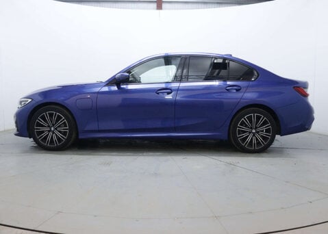 BMW 3 Series 2.0 330E M Sport Auto 4dr 8