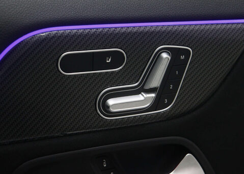 Mercedes-Benz GLA 1.3 GLA 180 AMG Line Premium+ Auto 5dr 45