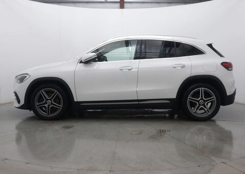 Mercedes-Benz GLA 1.3 GLA 180 AMG Line Premium+ Auto 5dr 6