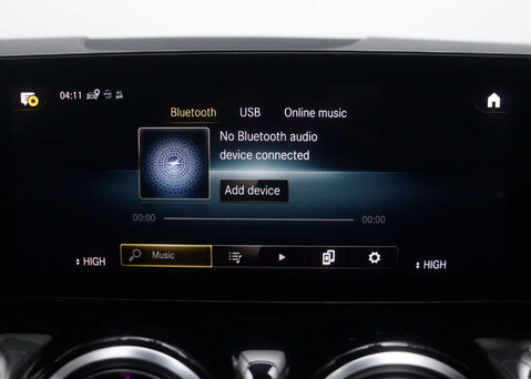 Mercedes-Benz GLA 1.3 GLA 180 AMG Line Premium+ Auto 5dr 19