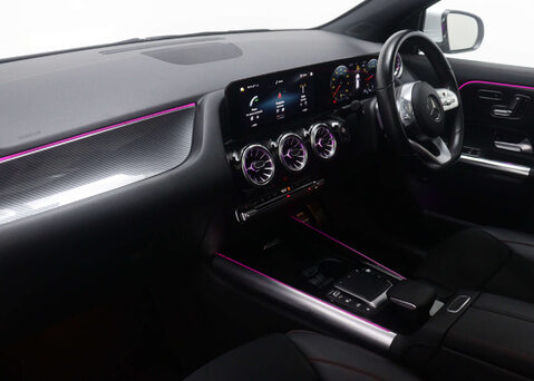 Mercedes-Benz GLA 1.3 GLA 180 AMG Line Premium+ Auto 5dr 51