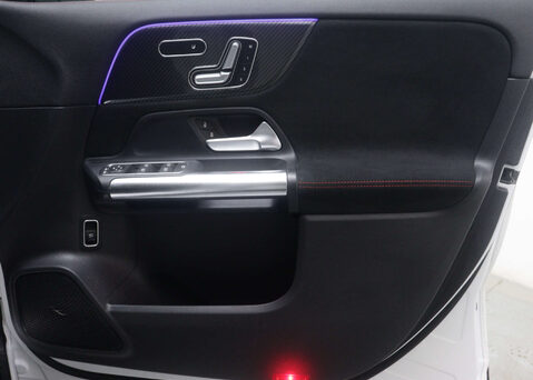 Mercedes-Benz GLA 1.3 GLA 180 AMG Line Premium+ Auto 5dr 50