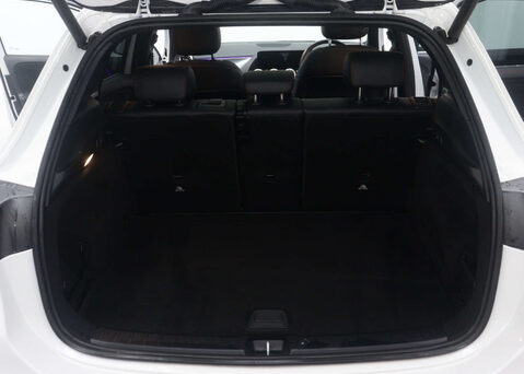 Mercedes-Benz GLA 1.3 GLA 180 AMG Line Premium+ Auto 5dr 59