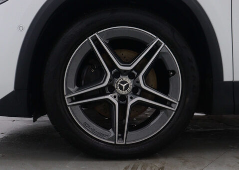 Mercedes-Benz GLA 1.3 GLA 180 AMG Line Premium+ Auto 5dr 13