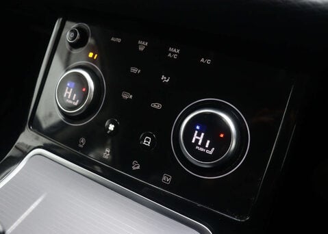 Land Rover Range Rover Evoque 1.5 Range Rover Evoque S P300e Auto 4WD 5dr 33