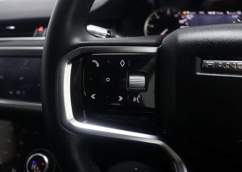 Land Rover Range Rover Evoque 1.5 Range Rover Evoque S P300e Auto 4WD 5dr 35