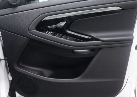 Land Rover Range Rover Evoque 1.5 Range Rover Evoque S P300e Auto 4WD 5dr 46