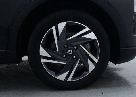 Hyundai BAYON 1.0 Bayon SE Connect TGDi MHEV Auto 5dr 14