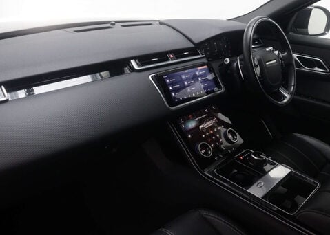 Land Rover Range Rover Velar 2.0 Range Rover Velar R-Dynamic SE P300 Auto 4WD 5dr 53