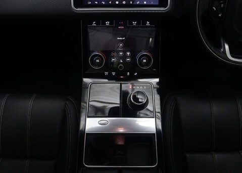 Land Rover Range Rover Velar 2.0 Range Rover Velar R-Dynamic SE P300 Auto 4WD 5dr 20