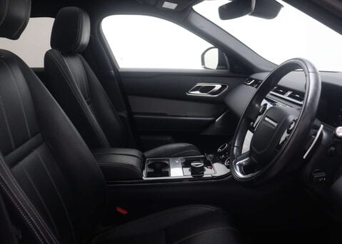 Land Rover Range Rover Velar 2.0 Range Rover Velar R-Dynamic SE P300 Auto 4WD 5dr 50
