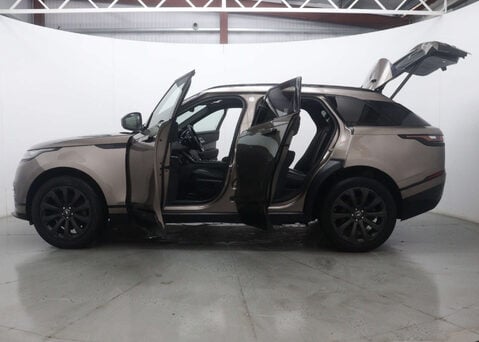 Land Rover Range Rover Velar 2.0 Range Rover Velar R-Dynamic SE P300 Auto 4WD 5dr 66