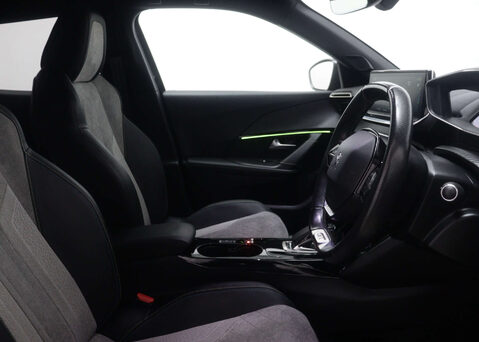 Peugeot 2008 2008 GT Premium EV 5dr 40