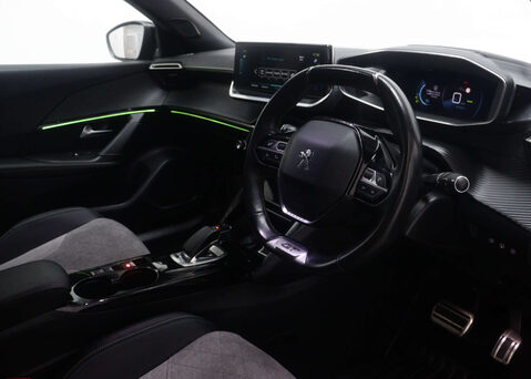 Peugeot 2008 2008 GT Premium EV 5dr 39