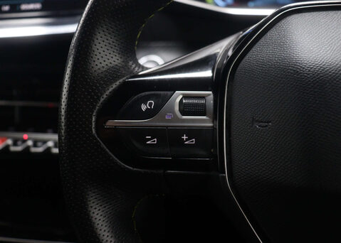 Peugeot 2008 2008 GT Premium EV 5dr 33