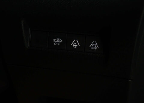 Peugeot 2008 2008 GT Premium EV 5dr 37