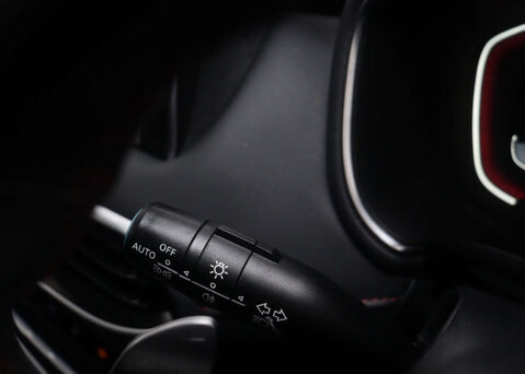 MG HS 1.5 MG HS Trophy S-A 5dr 36