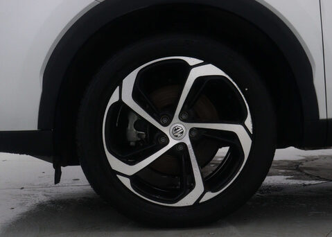 MG HS 1.5 MG HS Trophy S-A 5dr 15