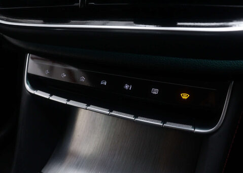 MG HS 1.5 MG HS Trophy S-A 5dr 29