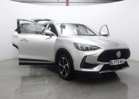 MG HS 1.5 MG HS Trophy S-A 5dr 55