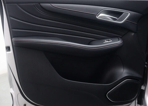 MG HS 1.5 MG HS Trophy S-A 5dr 50