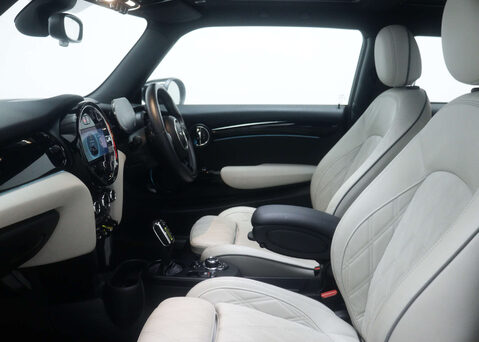 Mini Hatch Cooper S Electric Level 3 3dr 47