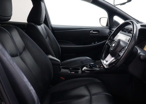 Nissan LEAF Leaf Takna 5dr 46