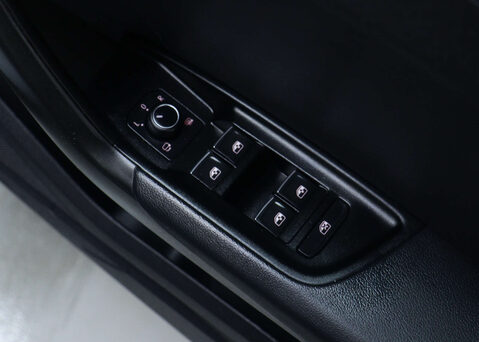 Audi A1 1.0 A1 Sportback 25 TFSI S Line 5dr 40