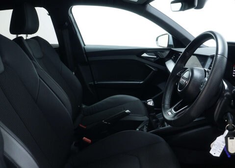 Audi A1 1.0 A1 Sportback 25 TFSI S Line 5dr 42