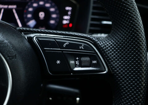 Audi A1 1.0 A1 Sportback 25 TFSI S Line 5dr 34