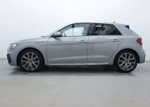 Audi A1 1.0 A1 Sportback 25 TFSI S Line 5dr 8