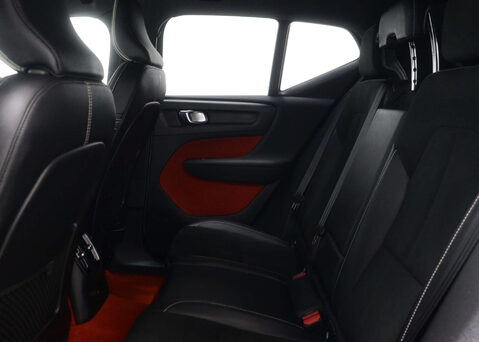 Volvo XC40 1.5 XC40 R-Design T5 Recharge Auto 5dr 41