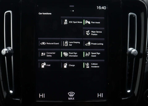 Volvo XC40 1.5 XC40 R-Design T5 Recharge Auto 5dr 23