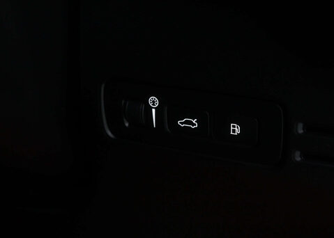 Volvo XC40 1.5 XC40 R-Design T5 Recharge Auto 5dr 31