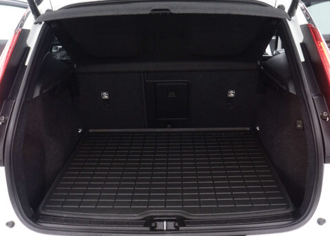 Volvo XC40 1.5 XC40 R-Design T5 Recharge Auto 5dr 43