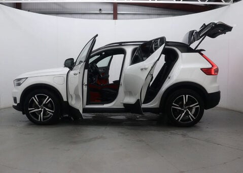 Volvo XC40 1.5 XC40 R-Design T5 Recharge Auto 5dr 47