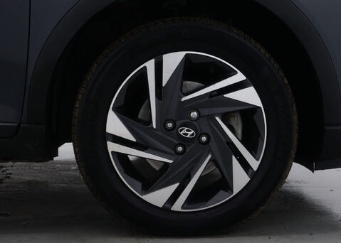 Hyundai BAYON 1.0 Bayon SE Connect TGDi MHEV Auto 5dr 14