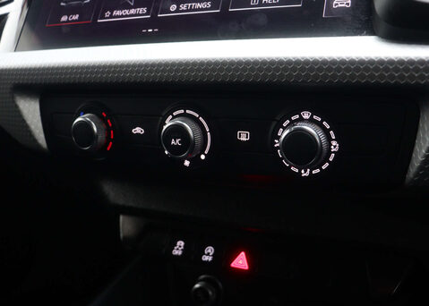 Audi A1 1.0 A1 S Line 25 TFSI S-A 5dr 28