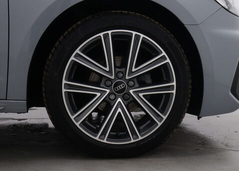 Audi A1 1.0 A1 S Line 25 TFSI S-A 5dr 14