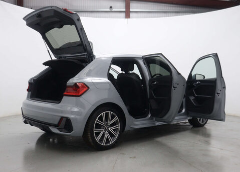 Audi A1 1.0 A1 S Line 25 TFSI S-A 5dr 58