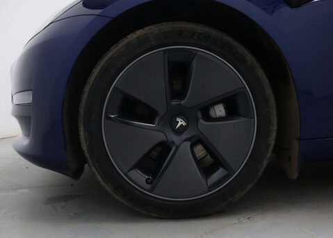 Tesla Model 3 Model 3 Long Range AWD 4WD 4dr 16