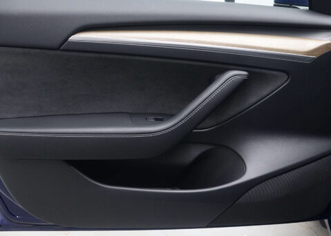 Tesla Model 3 Model 3 Long Range AWD 4WD 4dr 47