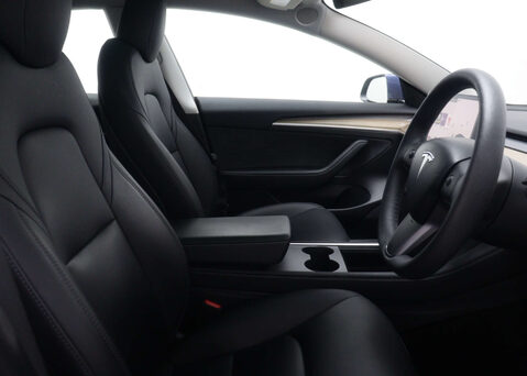 Tesla Model 3 Model 3 Long Range AWD 4WD 4dr 41