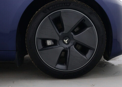 Tesla Model 3 Model 3 Long Range AWD 4WD 4dr 15