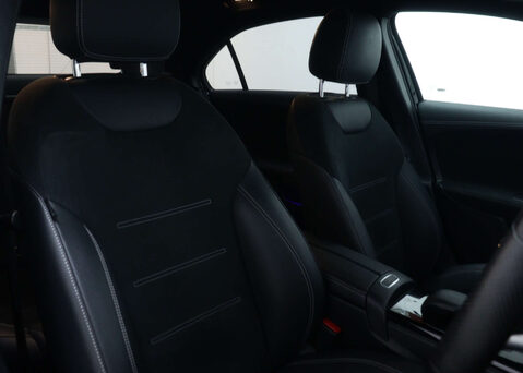 Mercedes-Benz A Class 1.3 A 250 AMG Line Edition Premium E Auto 4dr 47